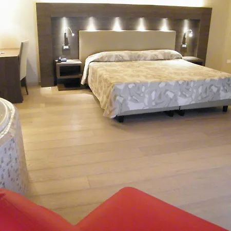 ホテル Grand Miramonti 4*